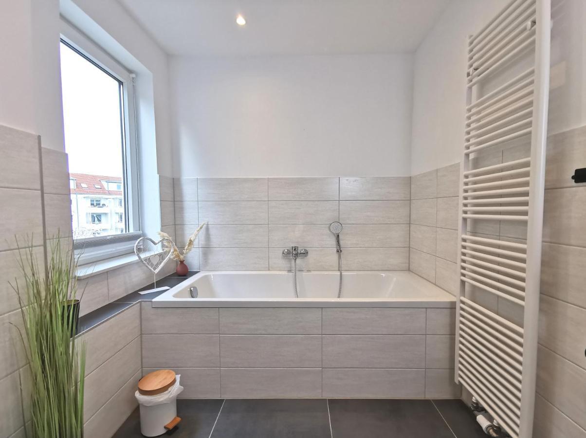 Bohnapartments Suedpark - Naehe Steigerwaldstadion - Gratis Parkplatz - Wlan - Vollausstattung Erfurt Exterior foto